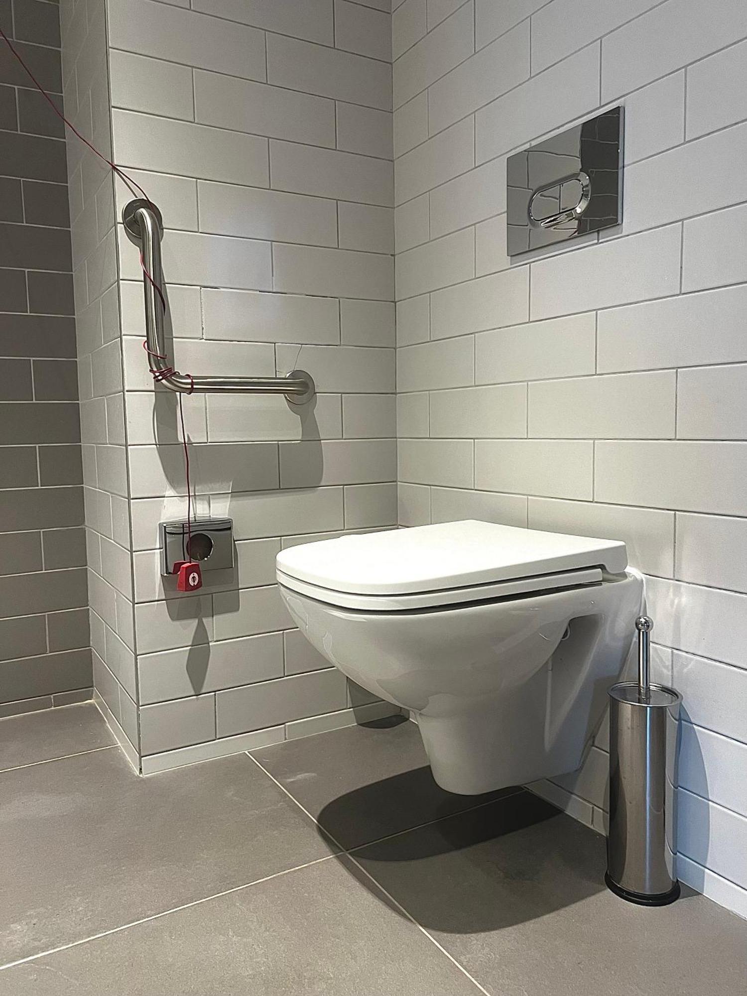 Holiday Inn Express - Marne-La-Vallee Val D'Europe By Ihg バイー・ロマンヴィリエ エクステリア 写真